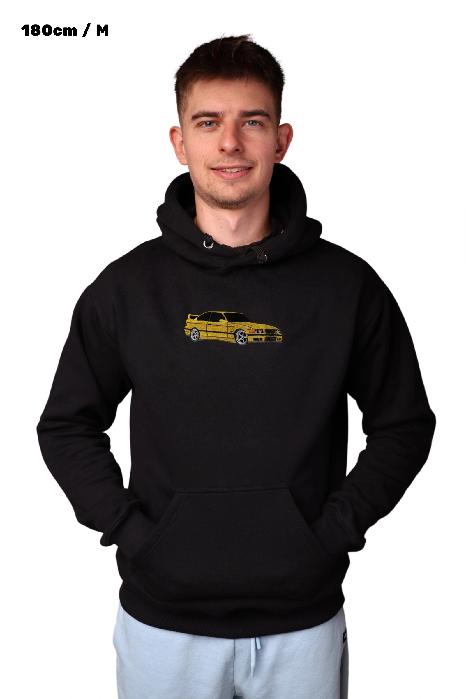 Bluza z E36 – widok z przodu na modelu
