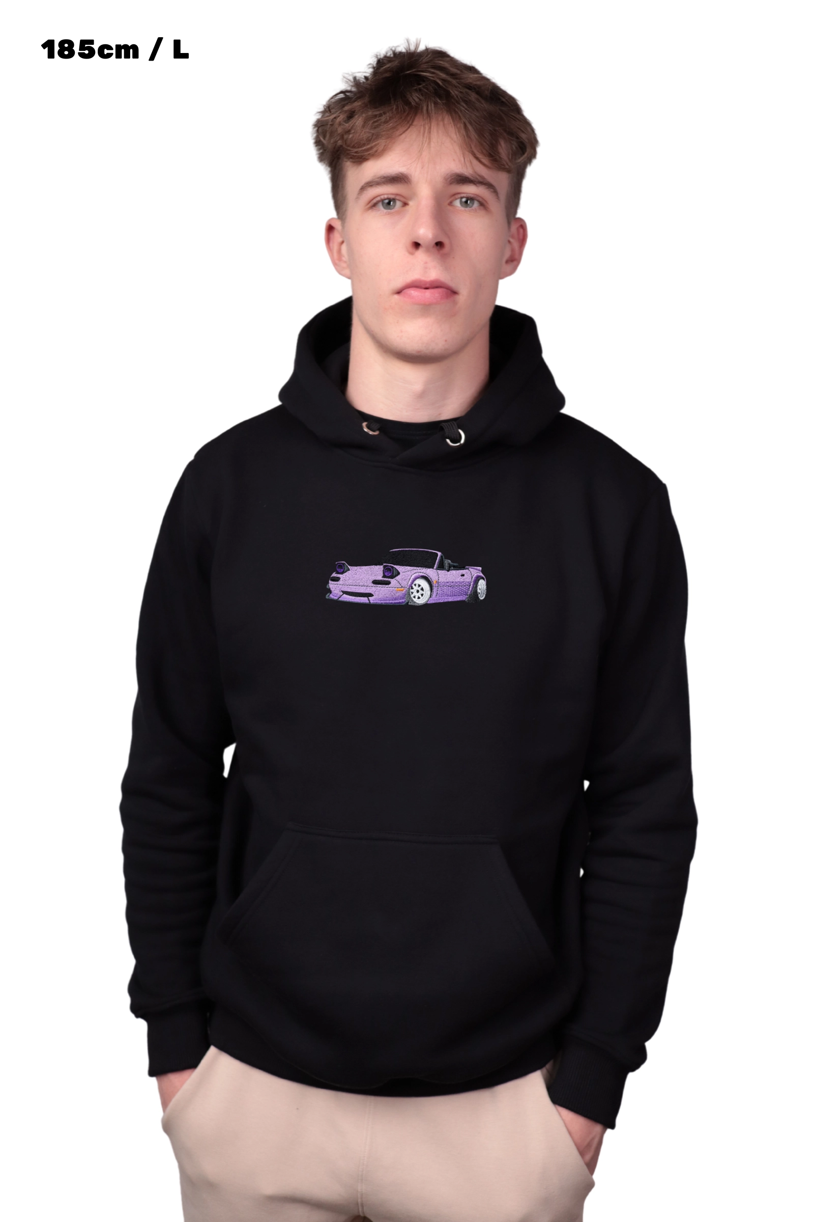 Bluza z Mazda Miata – widok z przodu na modelu